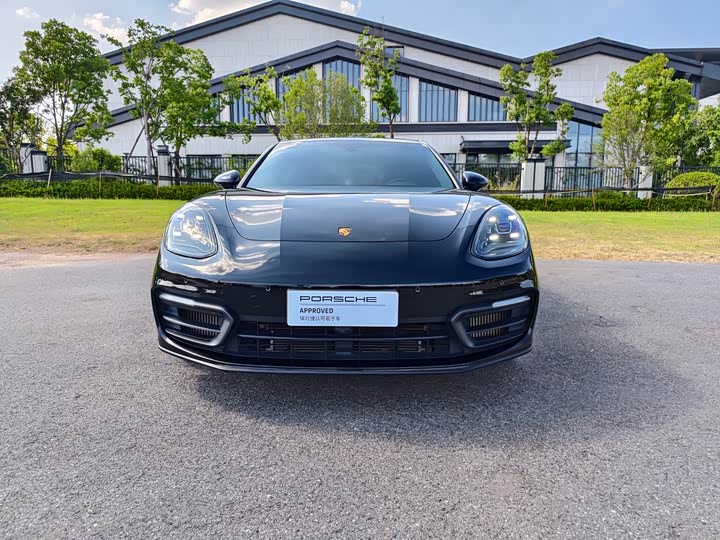 Фото 8 - Porsche Panamera