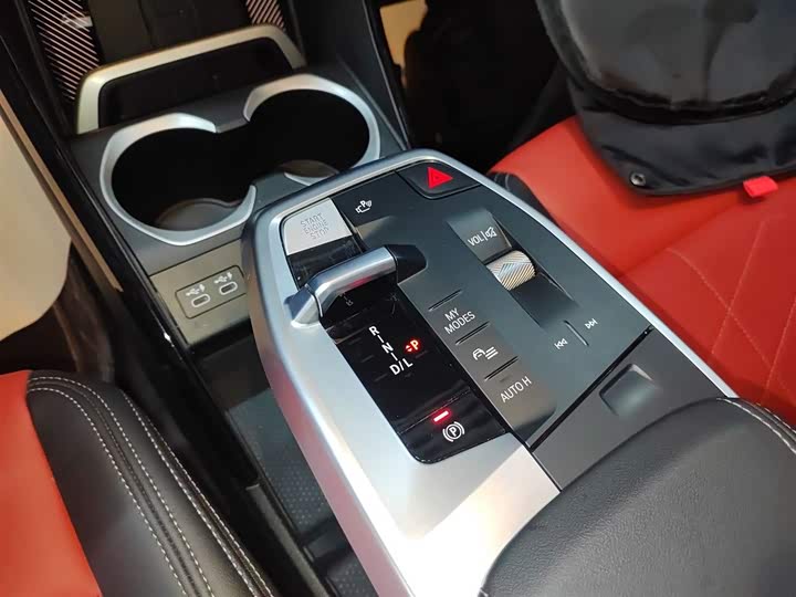 Фото 14 - BMW X1