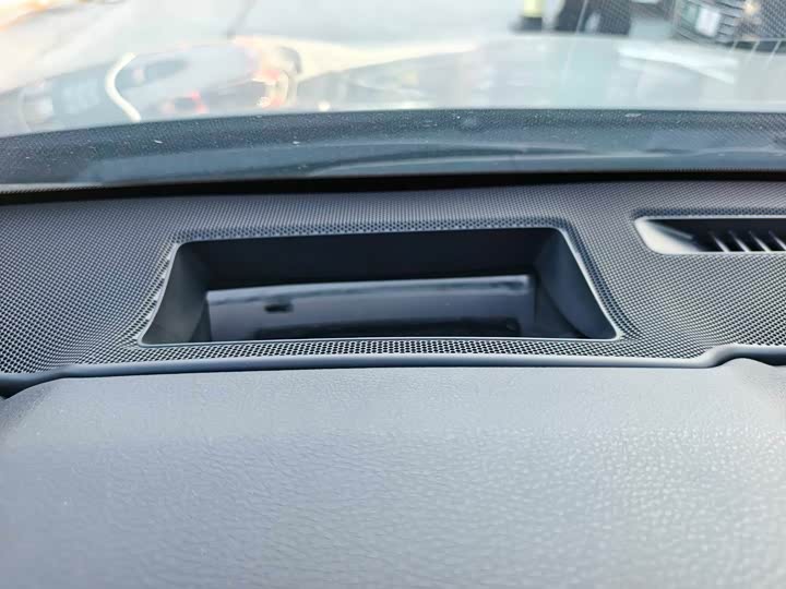 Фото 18 - Toyota Avalon