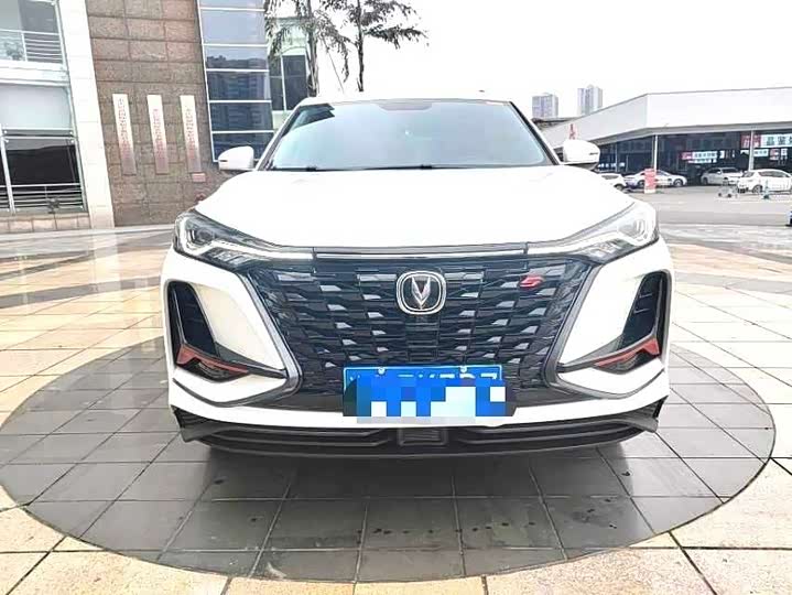 Фото 2 - Changan CS75 Plus