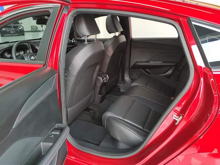 Фото 11 - MG Motor 5