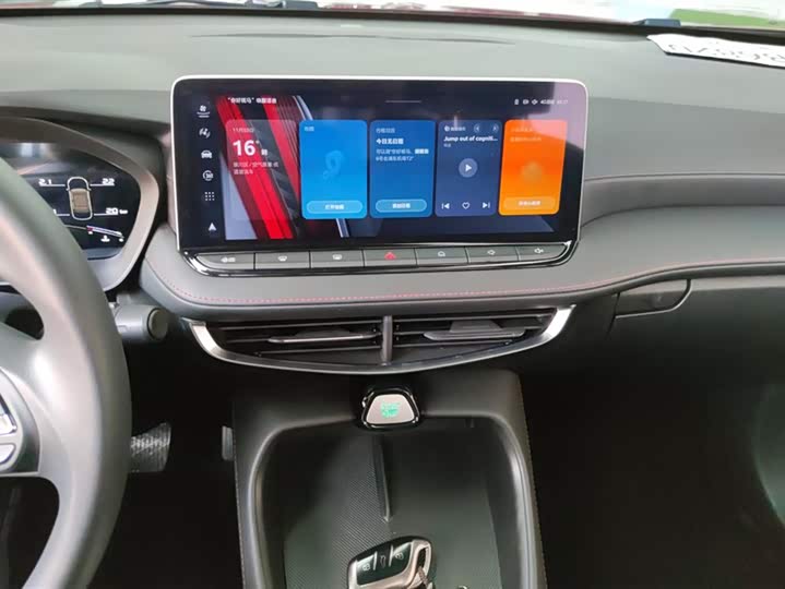 Фото 13 - MG Motor 5