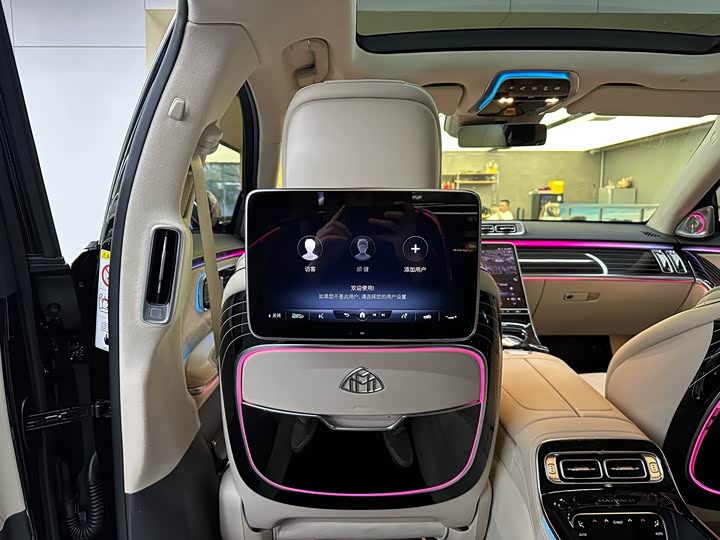 Фото 19 - Mercedes-Benz Maybach S-Class