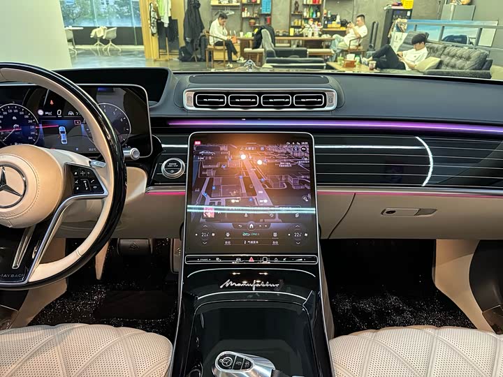 Фото 25 - Mercedes-Benz Maybach S-Class