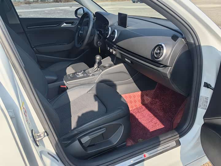 Фото 16 - Audi A3