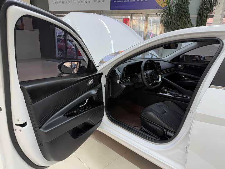 Фото 8 - Hyundai Elantra N line