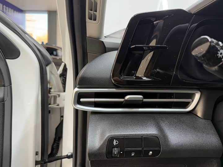 Фото 9 - Hyundai Elantra N line