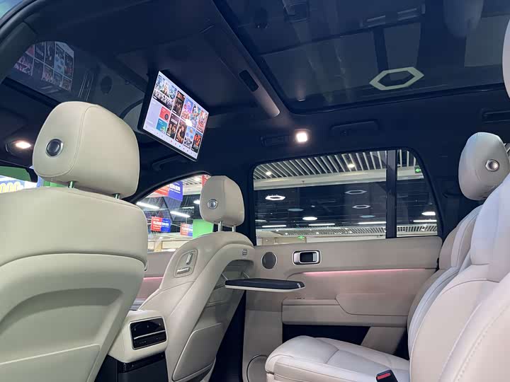 Фото 17 - LiXiang L9