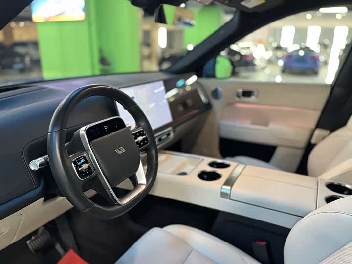 Фото 6 - LiXiang L9