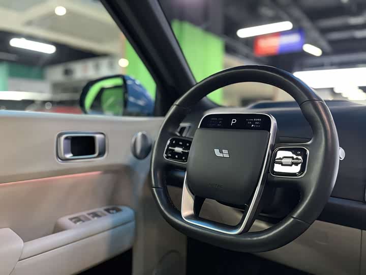 Фото 8 - LiXiang L9