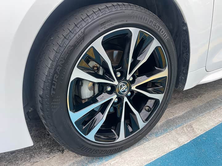 Фото 13 - Toyota Levin