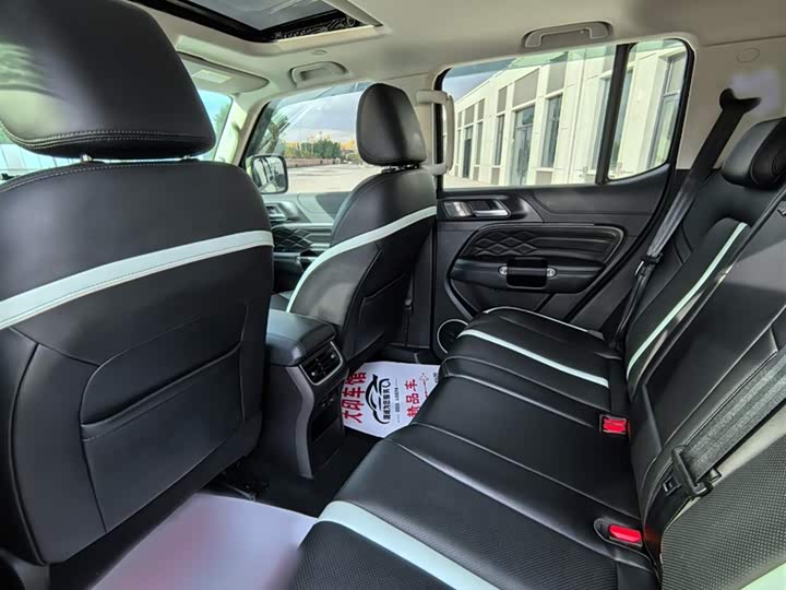 Фото 13 - Tank 300