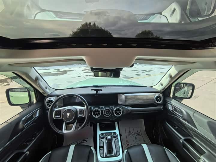 Фото 14 - Tank 300