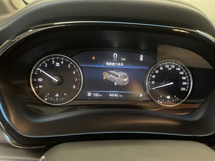 Фото 14 - Buick GL8 ES