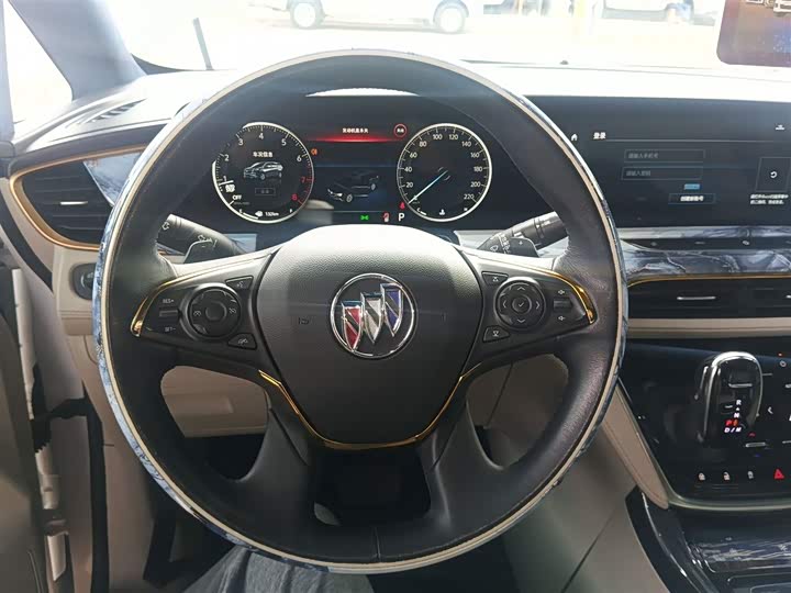 Фото 11 - Buick GL8 ES