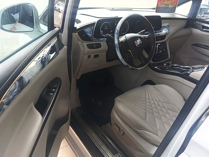 Фото 16 - Buick GL8 ES