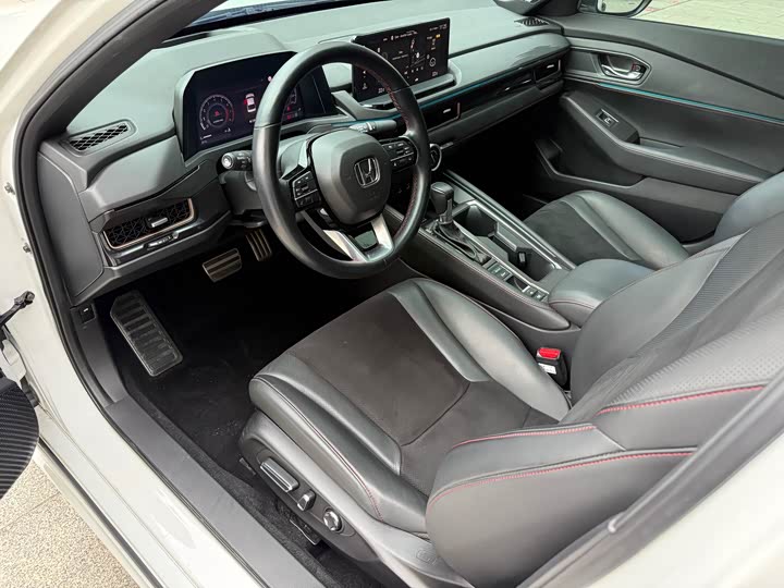 Фото 18 - Honda Inspire