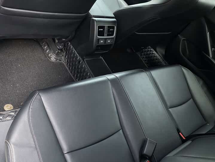 Фото 14 - Honda Accord