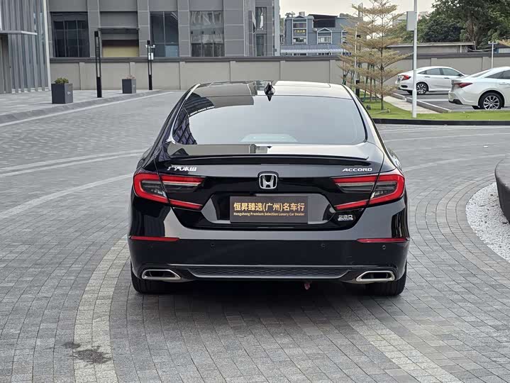 Фото 5 - Honda Accord