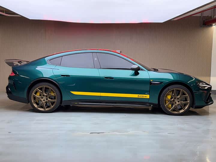 Фото 7 - Xiaomi SU7 Ultra