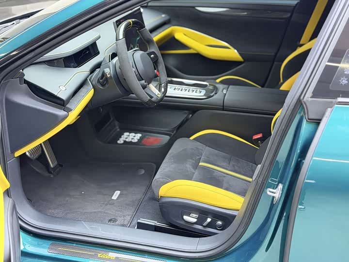 Фото 9 - Xiaomi SU7 Ultra