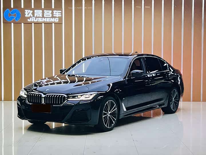 Фото 8 - BMW 5 Series