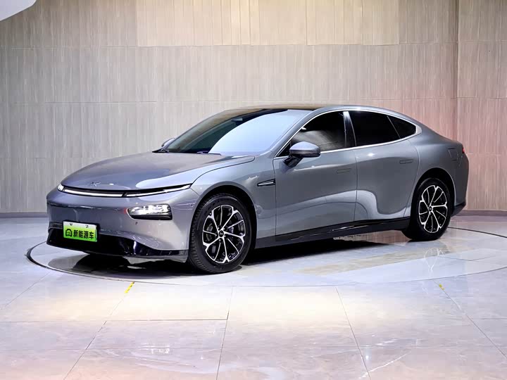 Фото 1 - XPeng P7