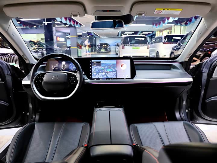 Фото 14 - XPeng P7