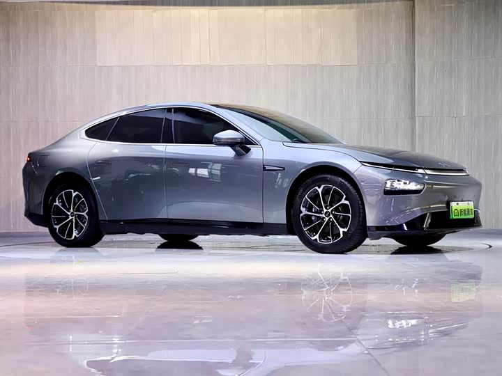 Фото 4 - XPeng P7