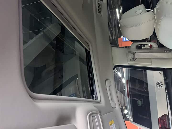 Фото 4 - Buick GL8 ES