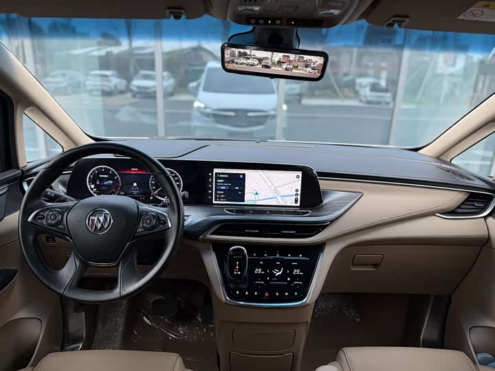 Фото 8 - Buick GL8 ES