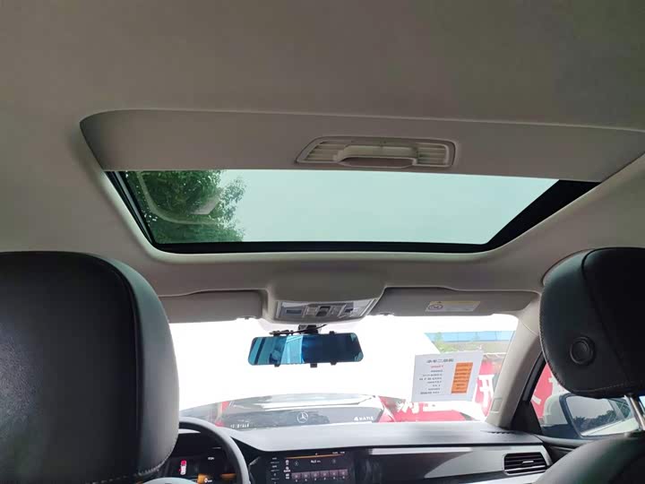 Фото 18 - Volkswagen Lavida