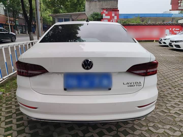 Фото 6 - Volkswagen Lavida