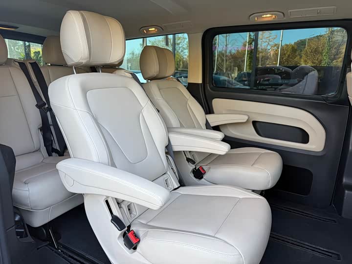 Фото 11 - Mercedes-Benz Vito