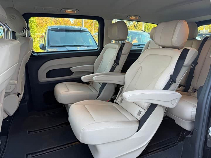 Фото 12 - Mercedes-Benz Vito