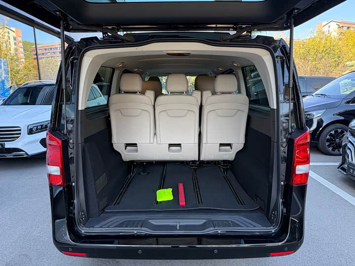 Фото 15 - Mercedes-Benz Vito