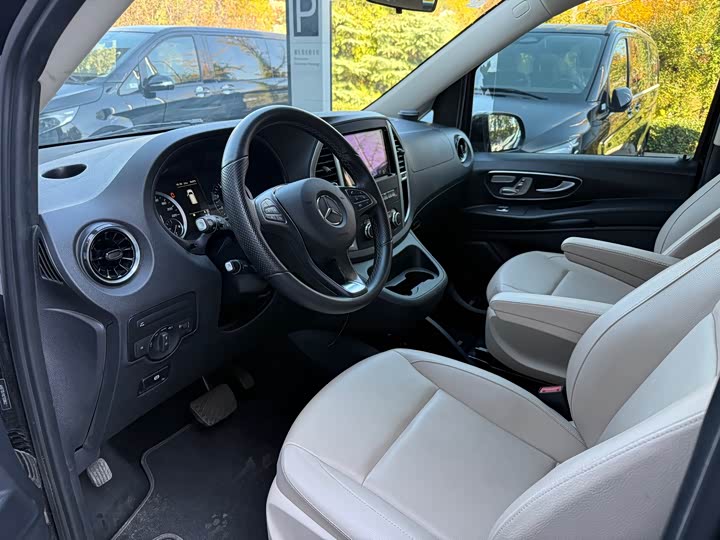 Фото 5 - Mercedes-Benz Vito