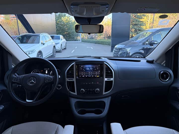 Фото 6 - Mercedes-Benz Vito