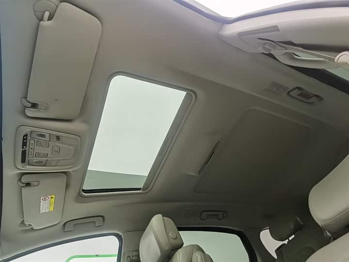 Фото 14 - Buick GL8 ES