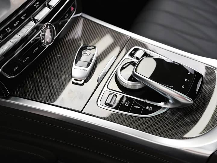 Фото 15 - Mercedes-Benz G-Class AMG