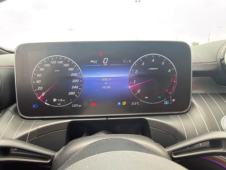 Фото 19 - Mercedes-Benz C-Class