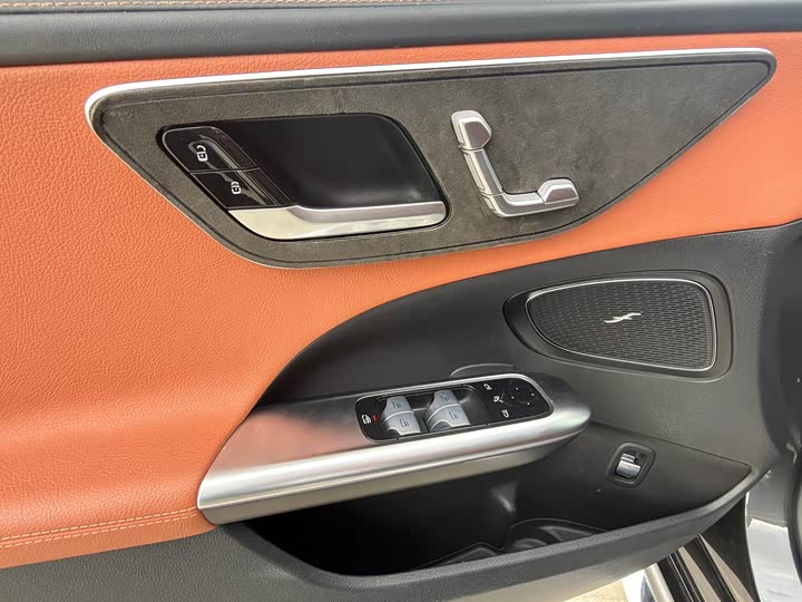 Фото 7 - Mercedes-Benz C-Class