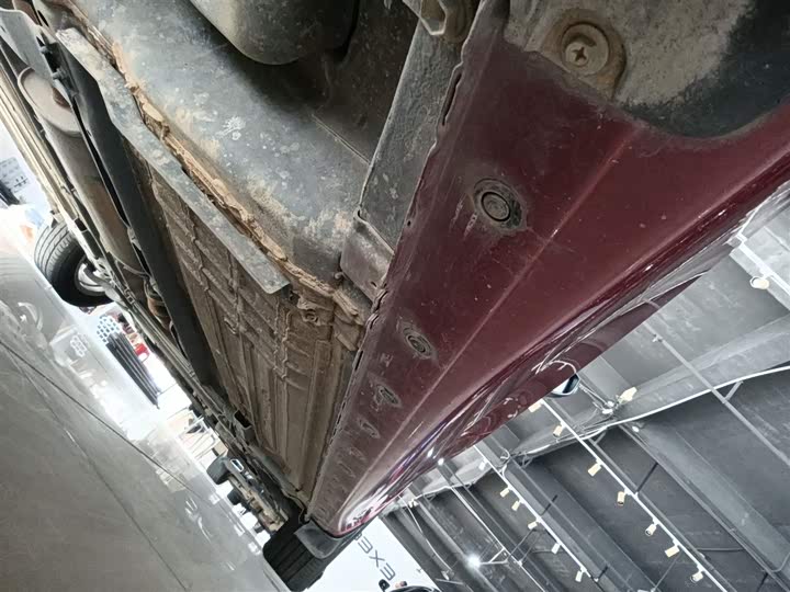 Фото 22 - Nissan Tiida