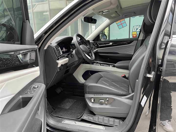 Фото 9 - Volkswagen Teramont Pro