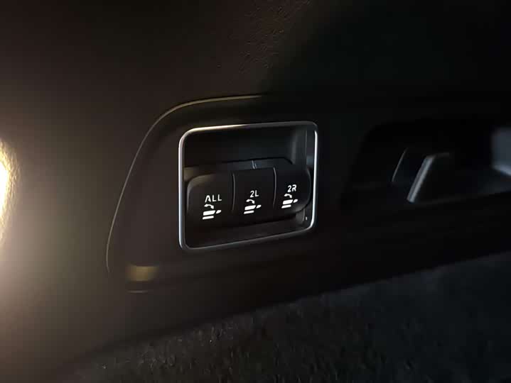 Фото 12 - Mercedes-Benz GLS-Class