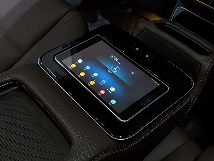 Фото 40 - Mercedes-Benz GLS-Class