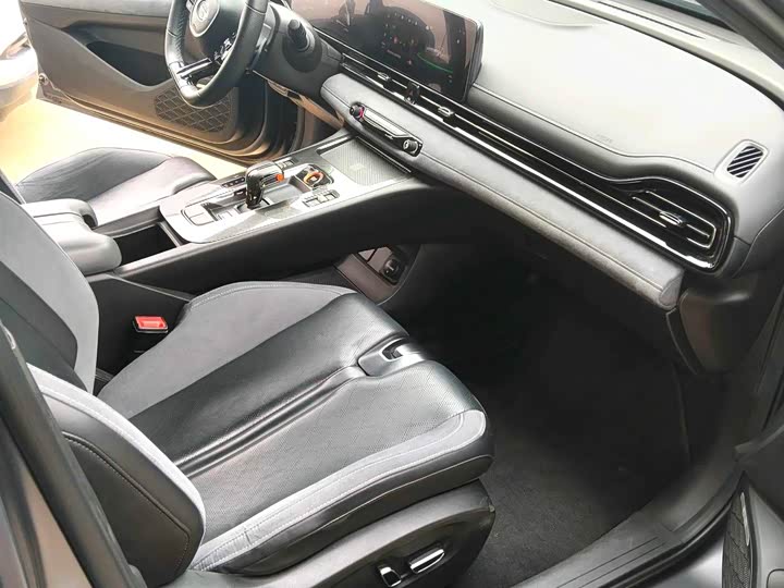 Фото 6 - GAC Trumpchi Empow R