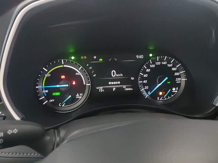 Фото 12 - Toyota Highlander