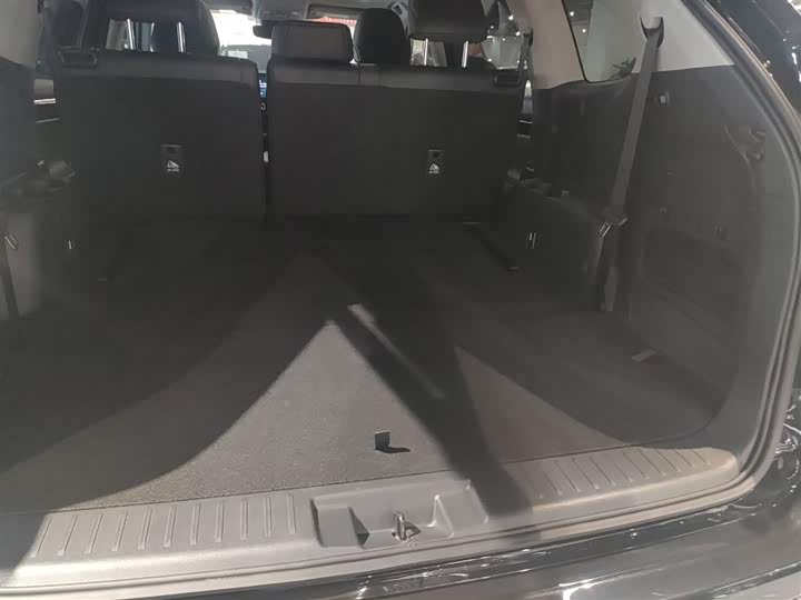 Фото 19 - Toyota Highlander