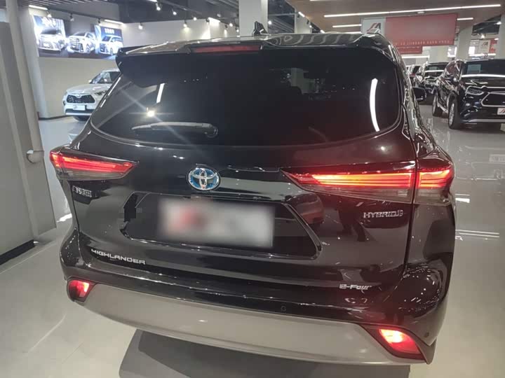 Фото 6 - Toyota Highlander